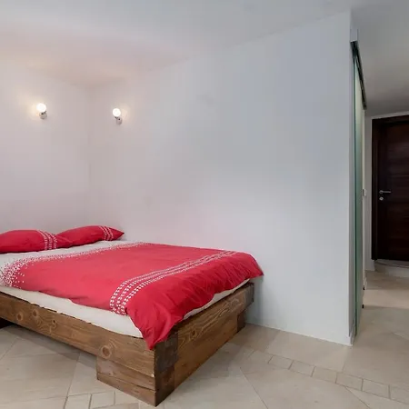 Sergio Apartment